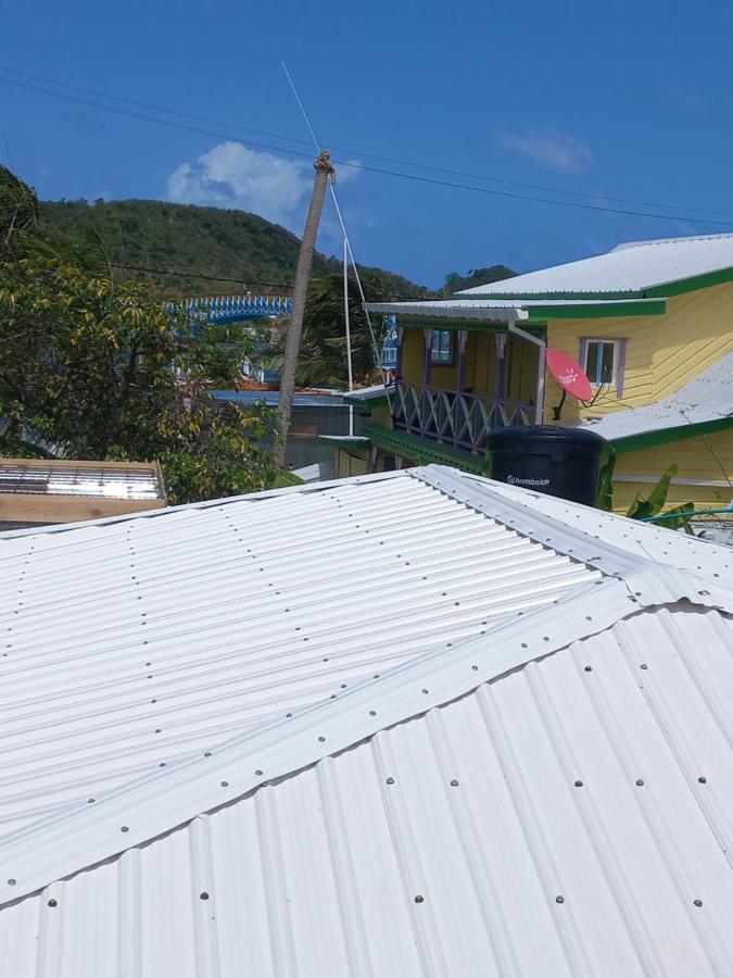 Posada Lia Centro Providencia  ภายนอก รูปภาพ