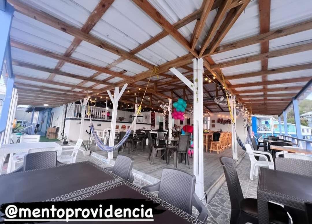 Posada Lia Centro Providencia  ภายนอก รูปภาพ